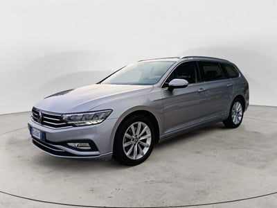 Volkswagen Passat Variant 2.0 TDI SCR EVO DSG Business usata