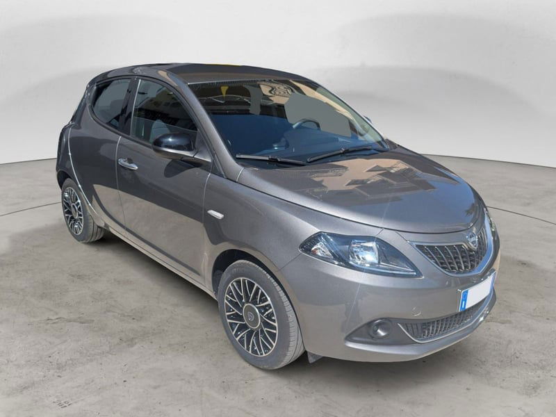 Lancia Ypsilon 1.0 FireFly 5 porte S&S Hybrid Ecochic A. Ferretti