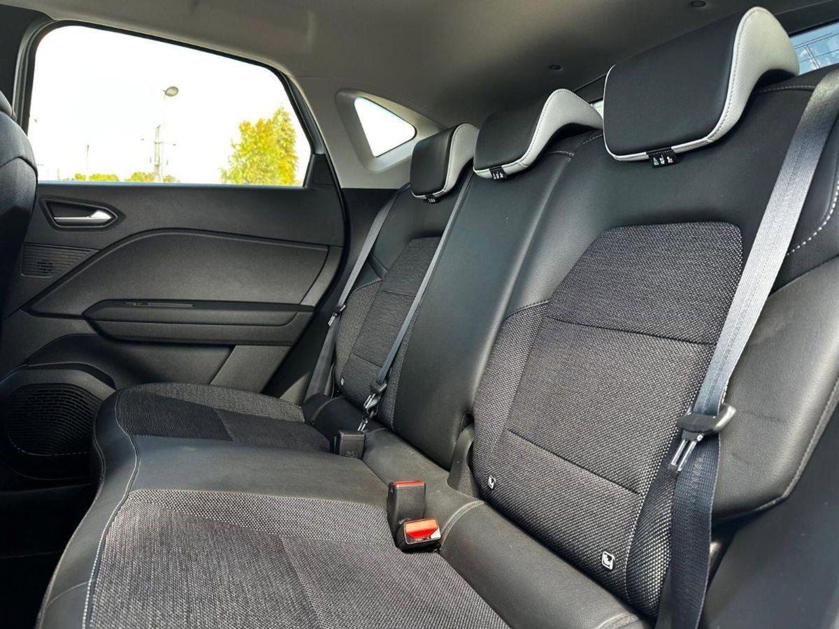 Renault Captur Full Hybrid E-Tech 145 CV Rive Gauche (12)
