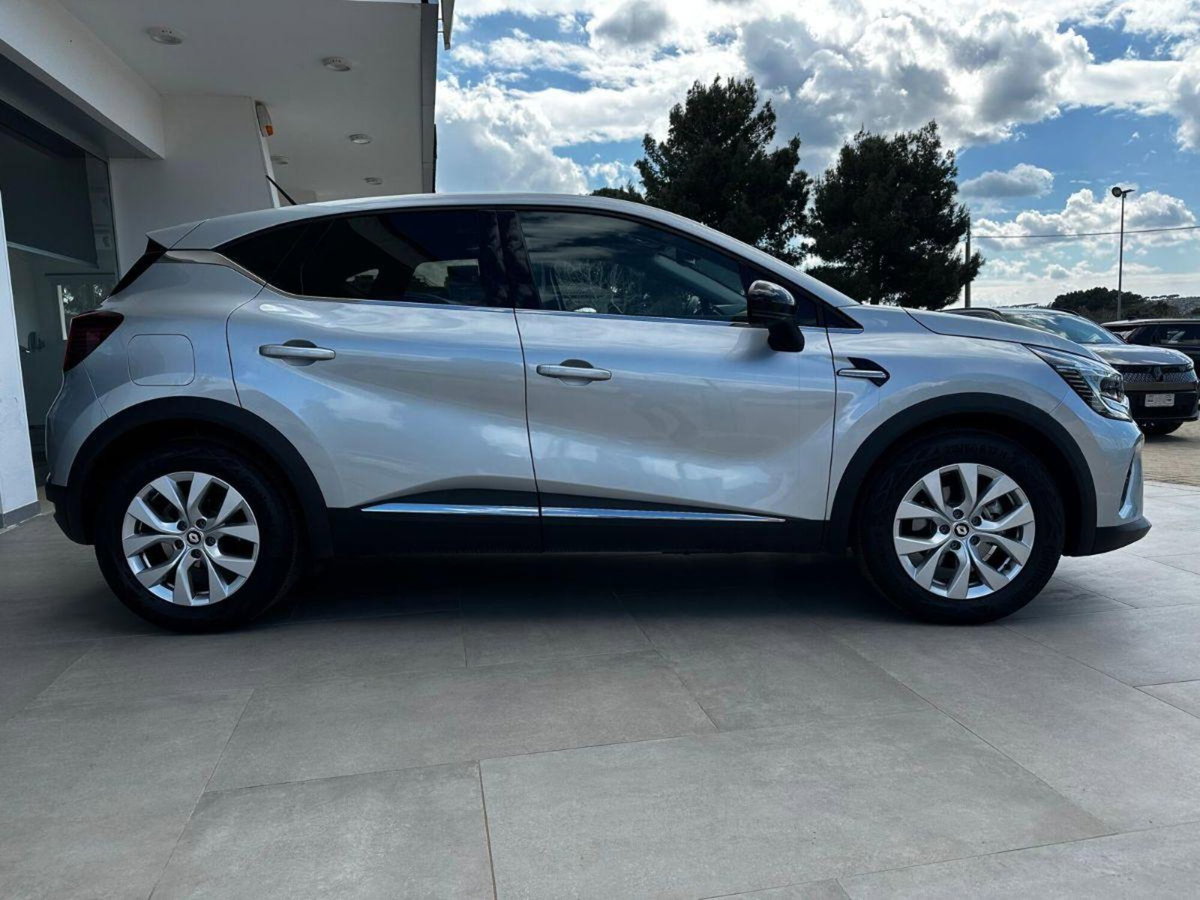 Renault Captur Full Hybrid E-Tech 145 CV Rive Gauche (3)