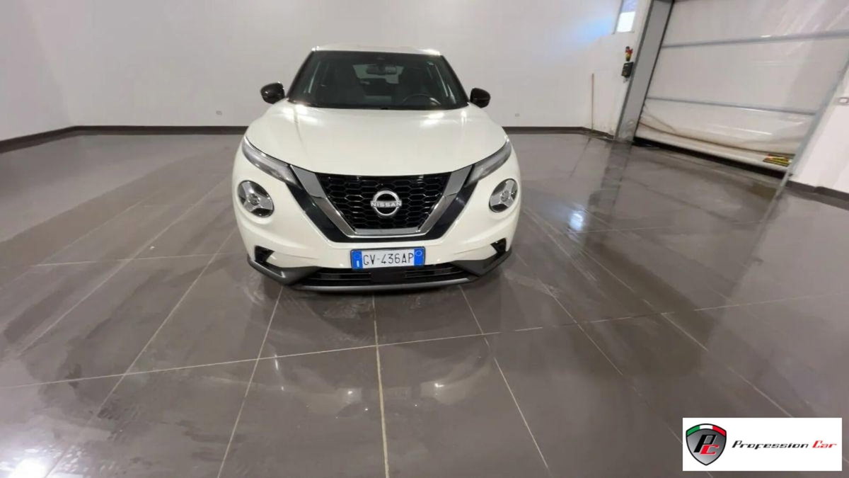 Nissan Juke 1.0 dig-t N-Connecta 114cv (2)