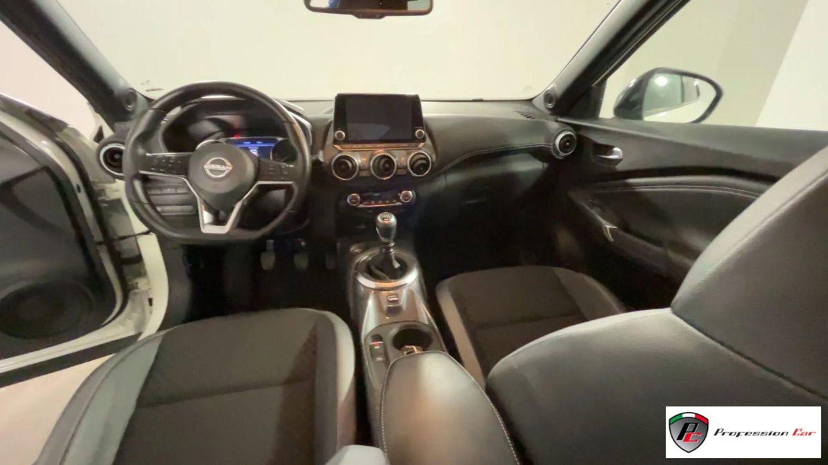 Nissan Juke 1.0 dig-t N-Connecta 114cv (8)