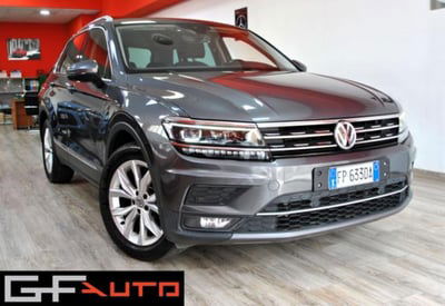 Volkswagen Tiguan 2.0 tdi R-Line 150cv dsg usata