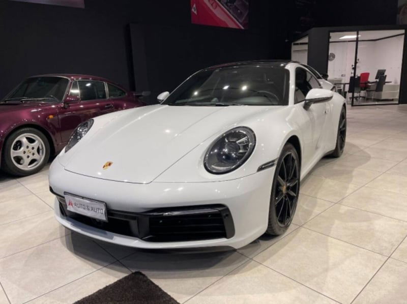 Porsche 911 Coupé Coupe 3.0 Carrera 4S auto