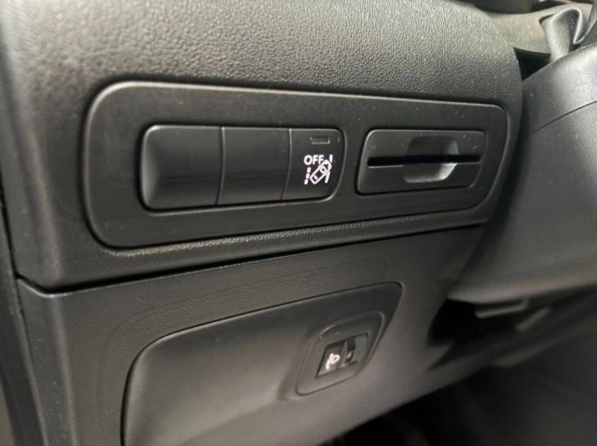 Citroen C3 Aircross BlueHDi 100 Feel (10)