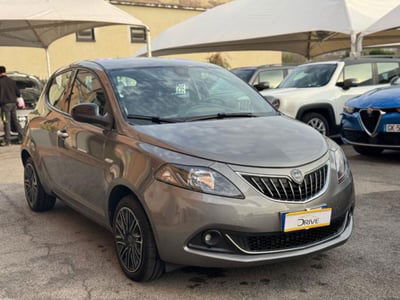 Lancia Ypsilon 1.0 FireFly 5 porte S&S Hybrid Gold Plus usata