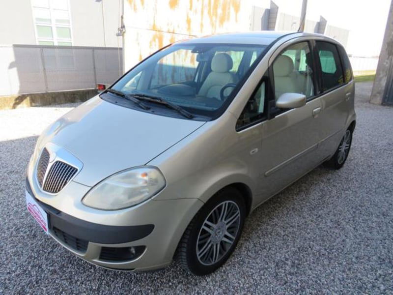 Lancia Musa 1.4 16V Platino