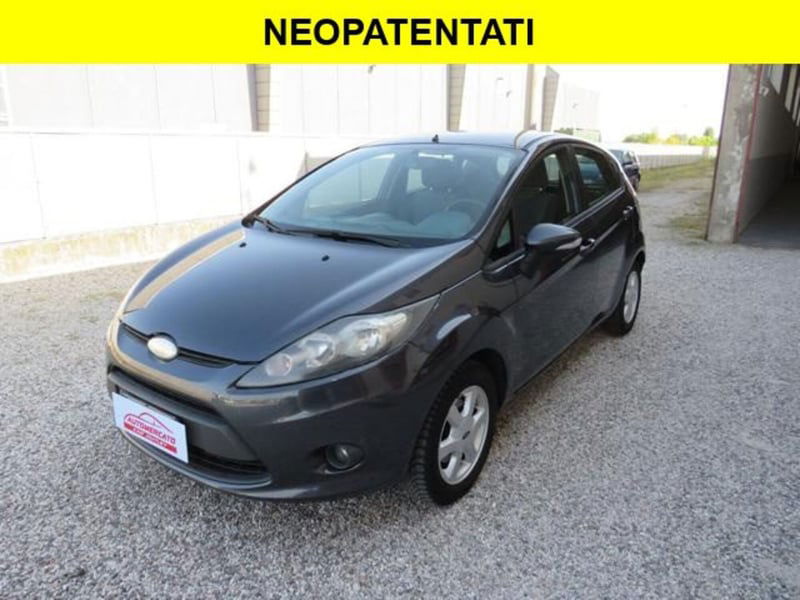 Ford Fiesta 1.2 60CV 5 porte Titanium