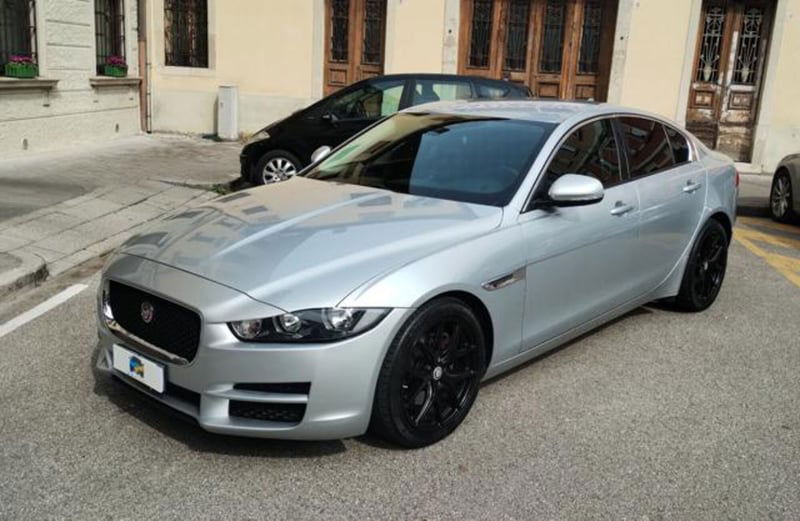 Jaguar XE 2.0 D Turbo 180CV aut. Prestige