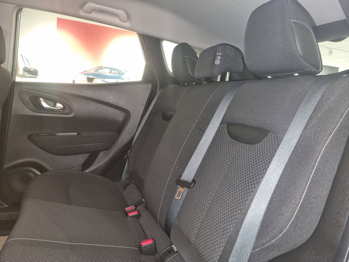 Renault Kadjar 160CV EDC FAP Sport Edition (9)