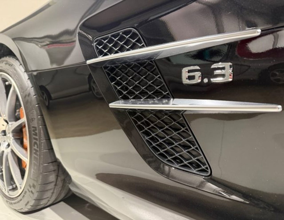 Mercedes-Benz SLS AMG Roadster (18)