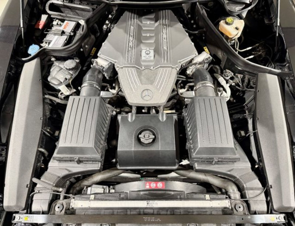 Mercedes-Benz SLS AMG Roadster (20)