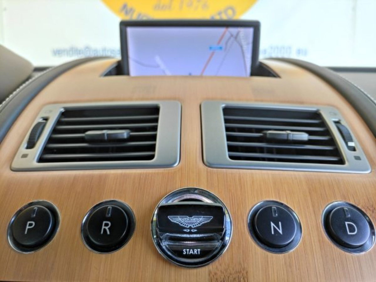 Aston Martin DB9 DB9 Coupé Touchtronic (16)