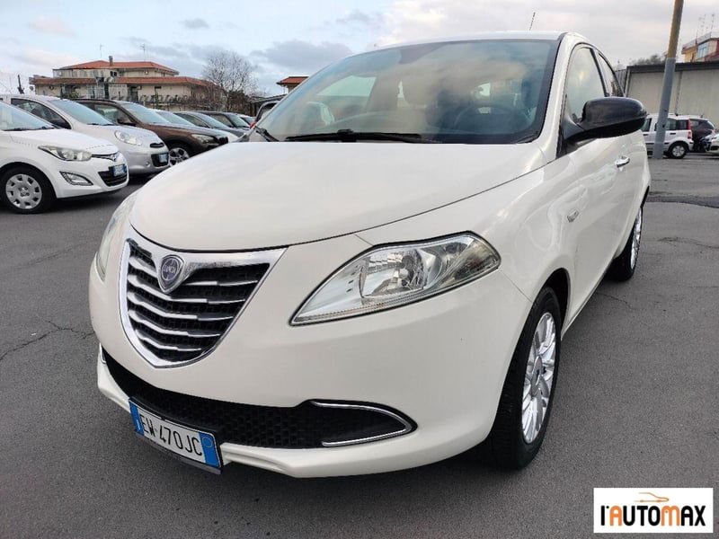 Lancia Ypsilon 1.2 69 CV 5 porte Gold