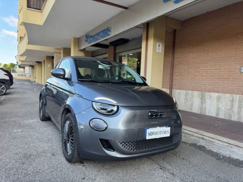 Fiat 500e Icon Berlina 42 kWh