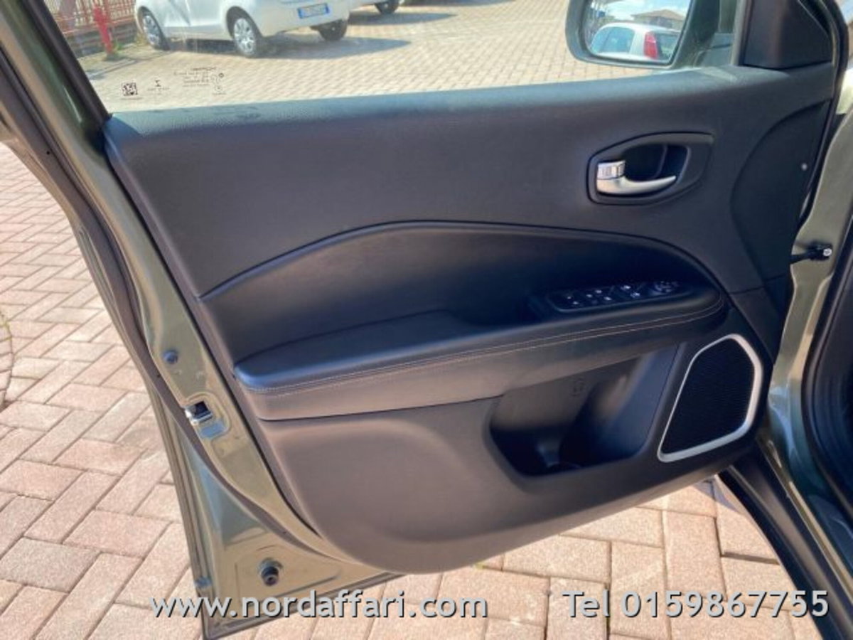 Jeep Compass 2.0 Multijet II aut. 4WD Limited (13)