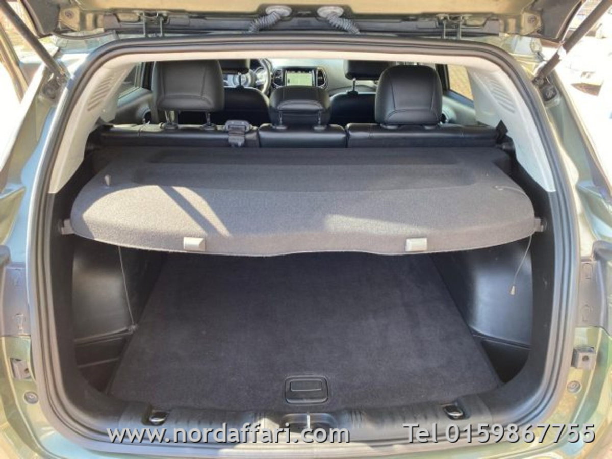 Jeep Compass 2.0 Multijet II aut. 4WD Limited (16)