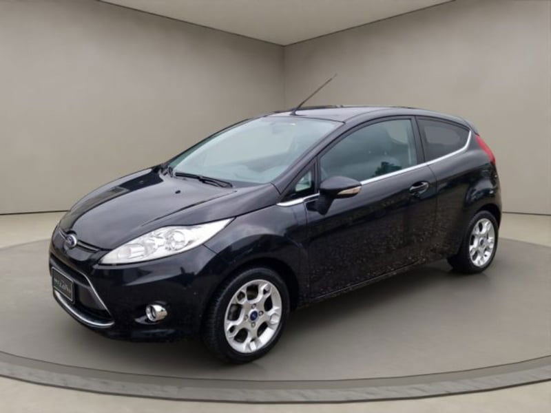 Ford Fiesta 1.4 TDCi 70CV 3 porte Titanium