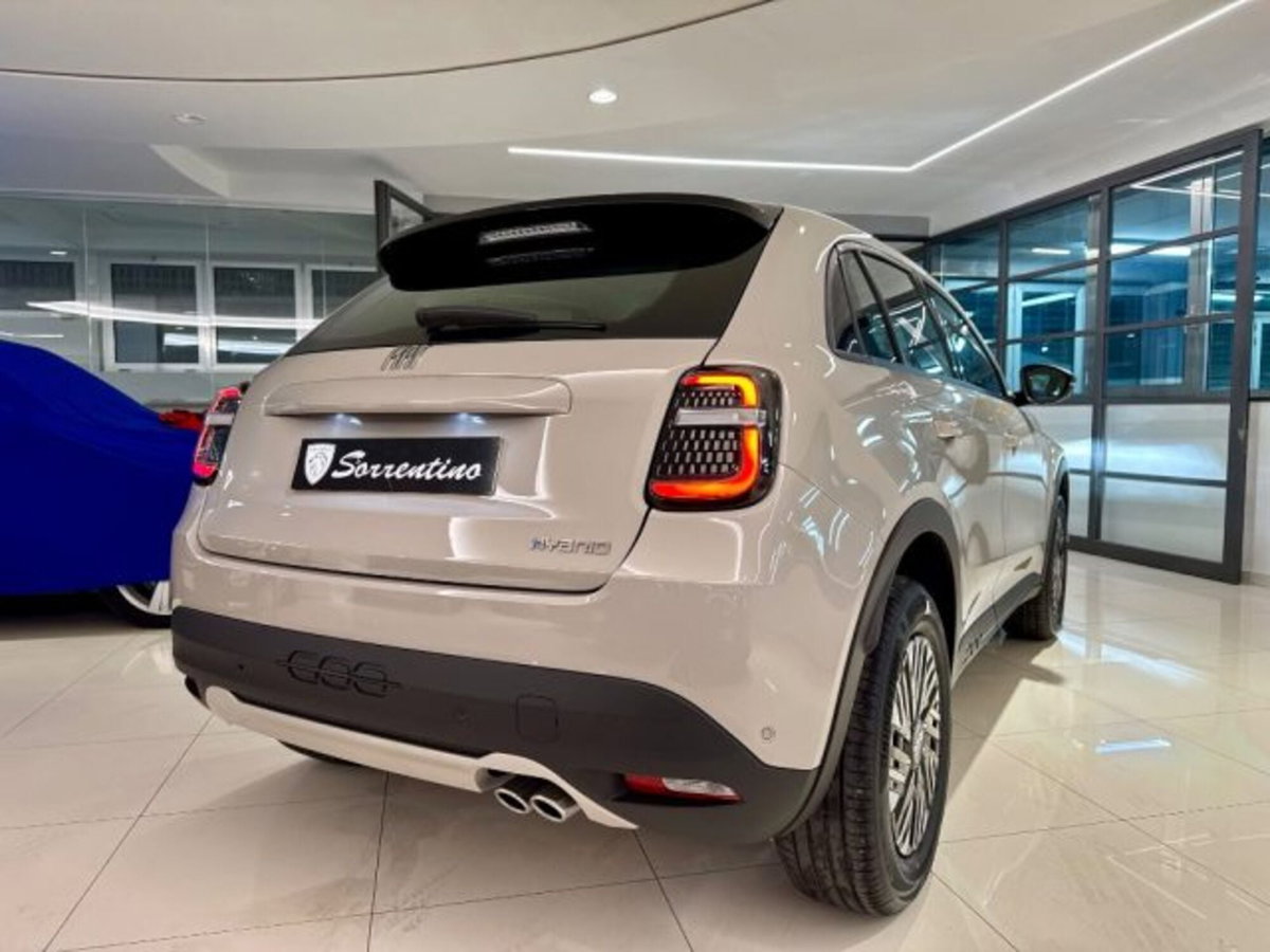 Fiat 600 1.2 hybrid 145cv auto (12)