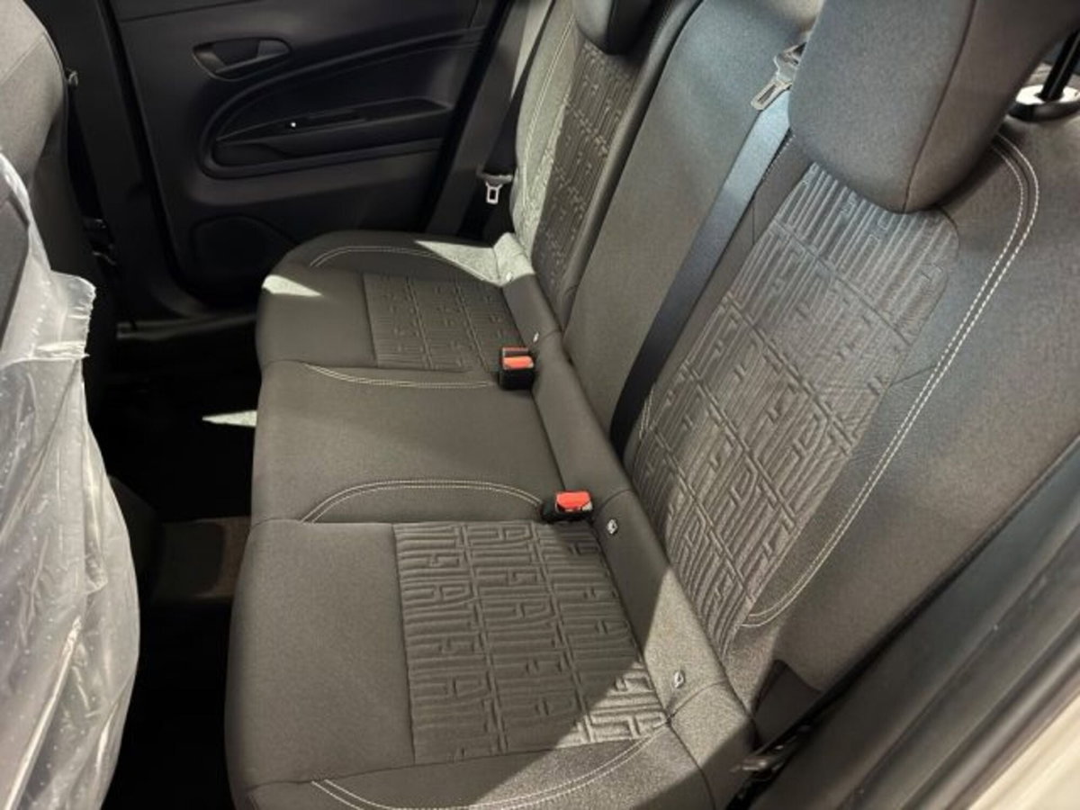 Fiat 600 1.2 hybrid 145cv auto (13)