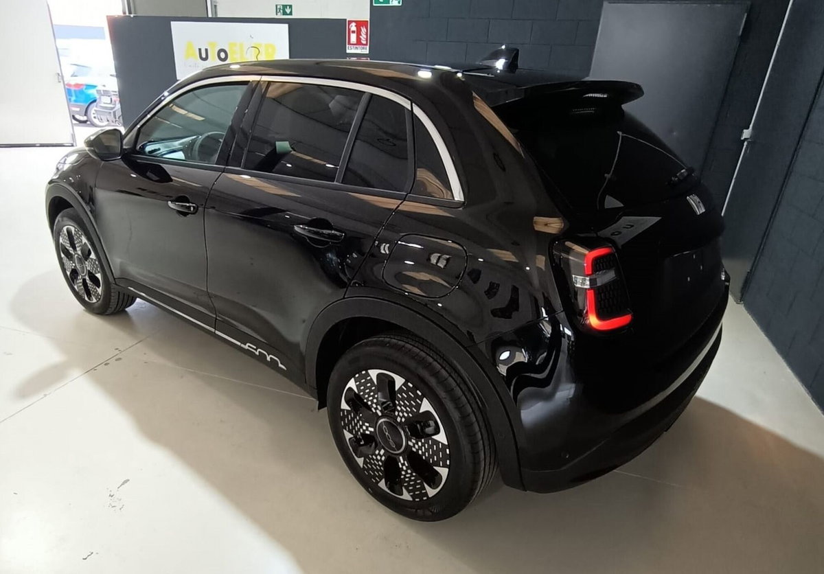 Fiat 600 1.2 hybrid La Prima 110cv auto (8)