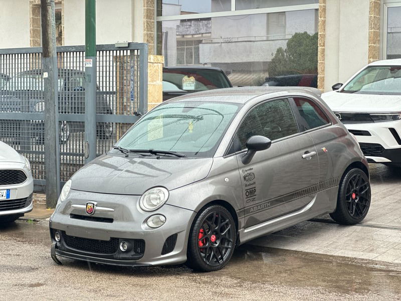 Abarth 500 1.4 Turbo T-Jet Custom