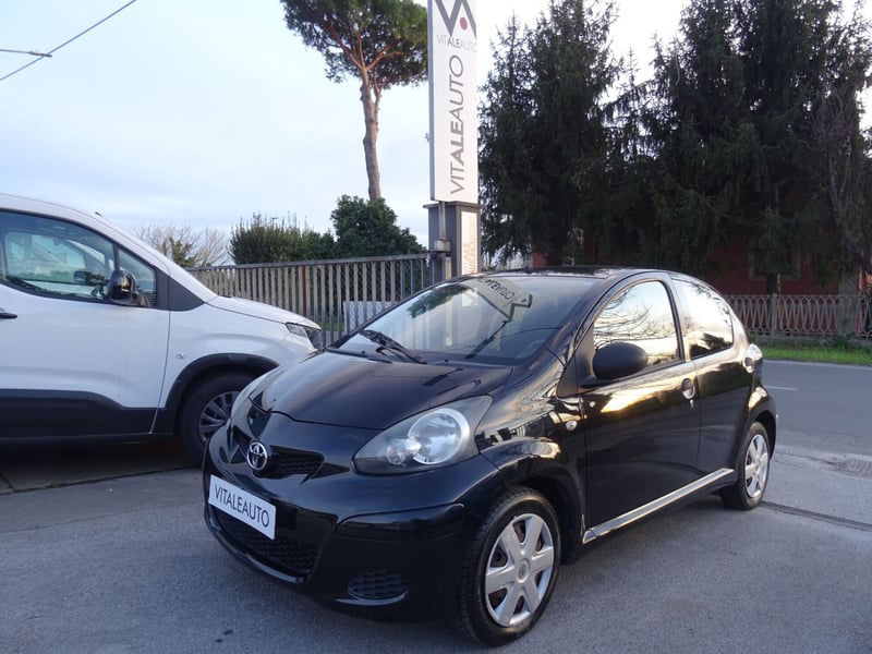 Toyota Aygo 1.0 12V VVT-i 5 porte Now Connect