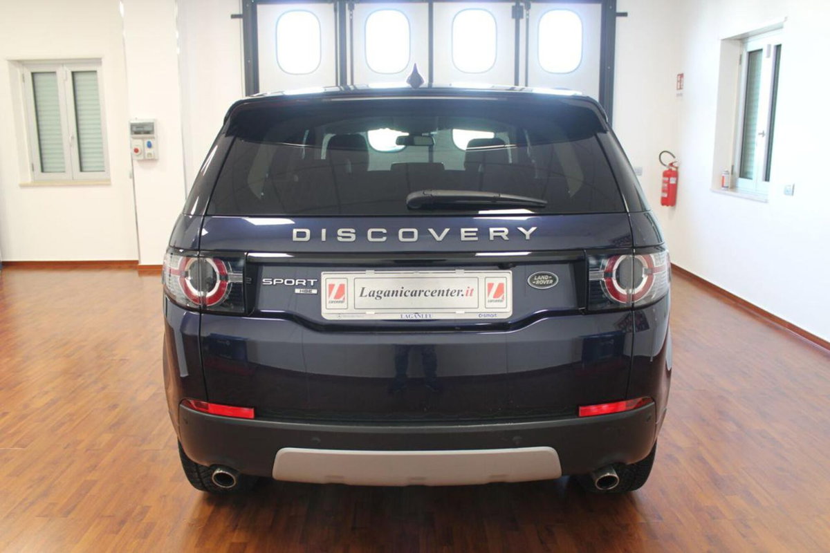 Land Rover Discovery Sport 2.0 TD4 180 CV HSE Luxury (5)