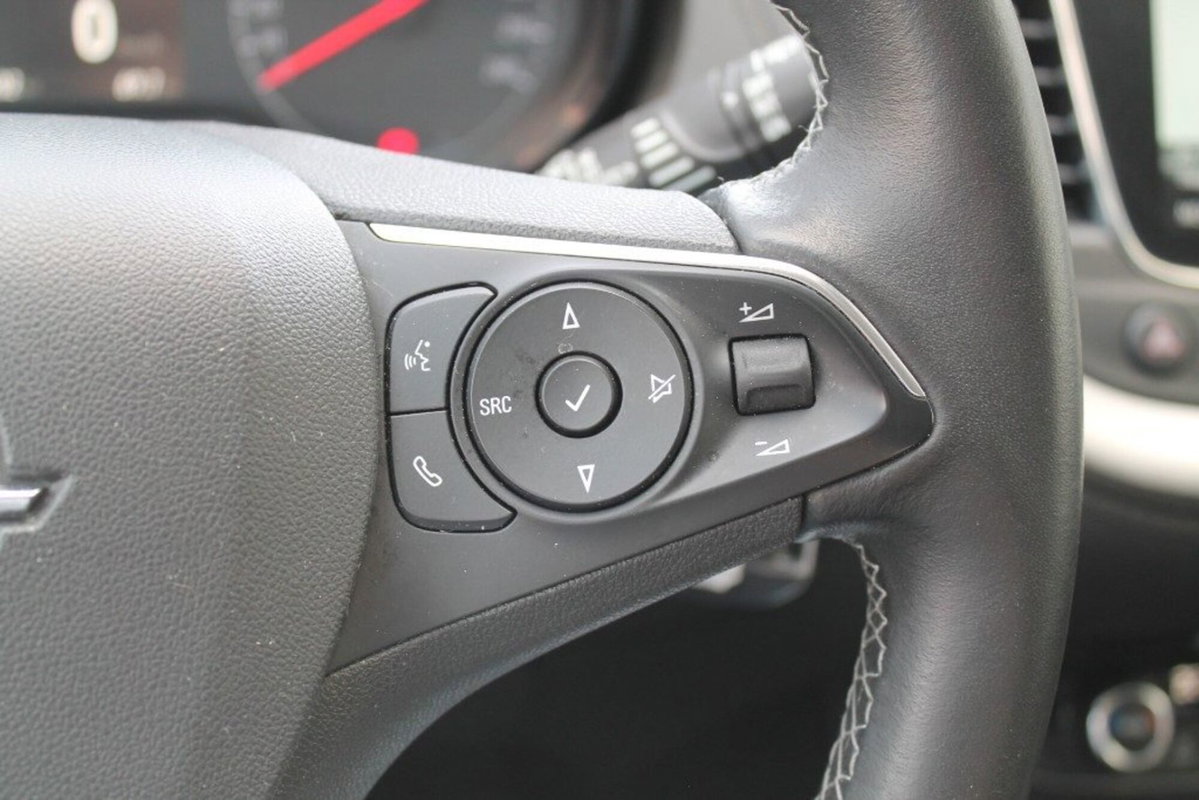 Opel Grandland X 1.5 diesel Ecotec Start&Stop Innovation (13)