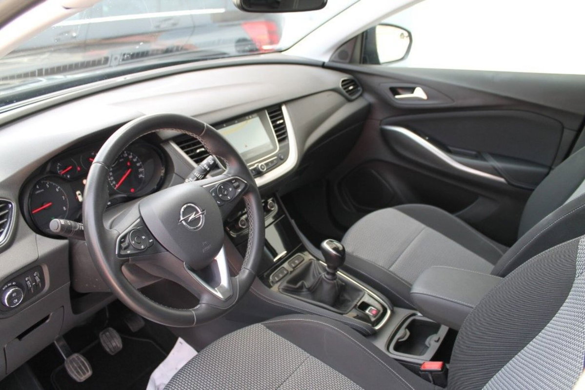 Opel Grandland X 1.5 diesel Ecotec Start&Stop Innovation (7)