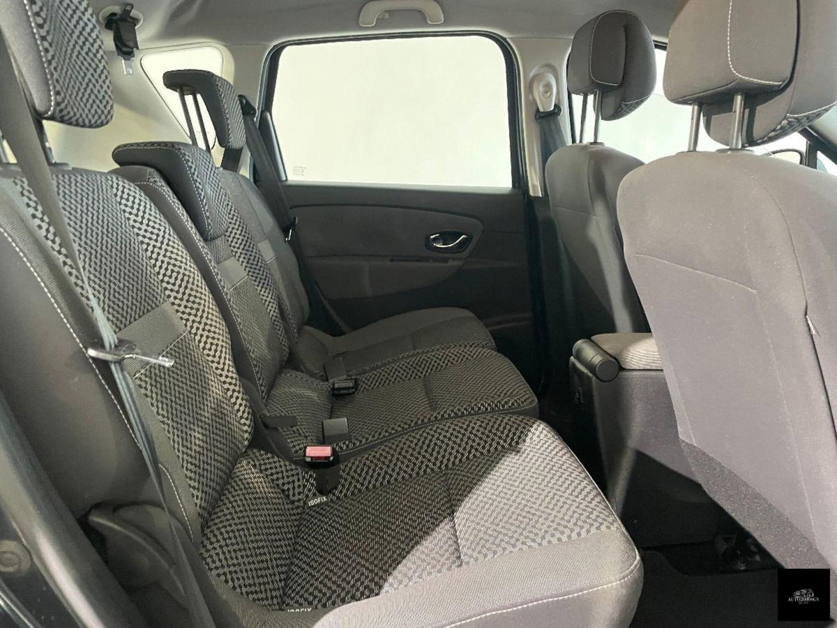 Renault Scénic X-Mod 1.6 Attractive (12)