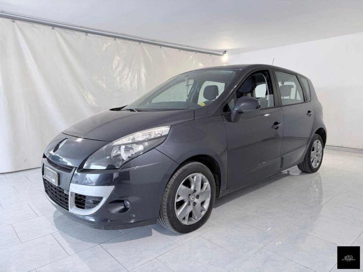 Renault Scénic X-Mod 1.6 Attractive (3)