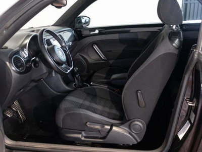 Volkswagen Maggiolino Cabrio 2.0 TDI Sport BlueMotion Technology (4)