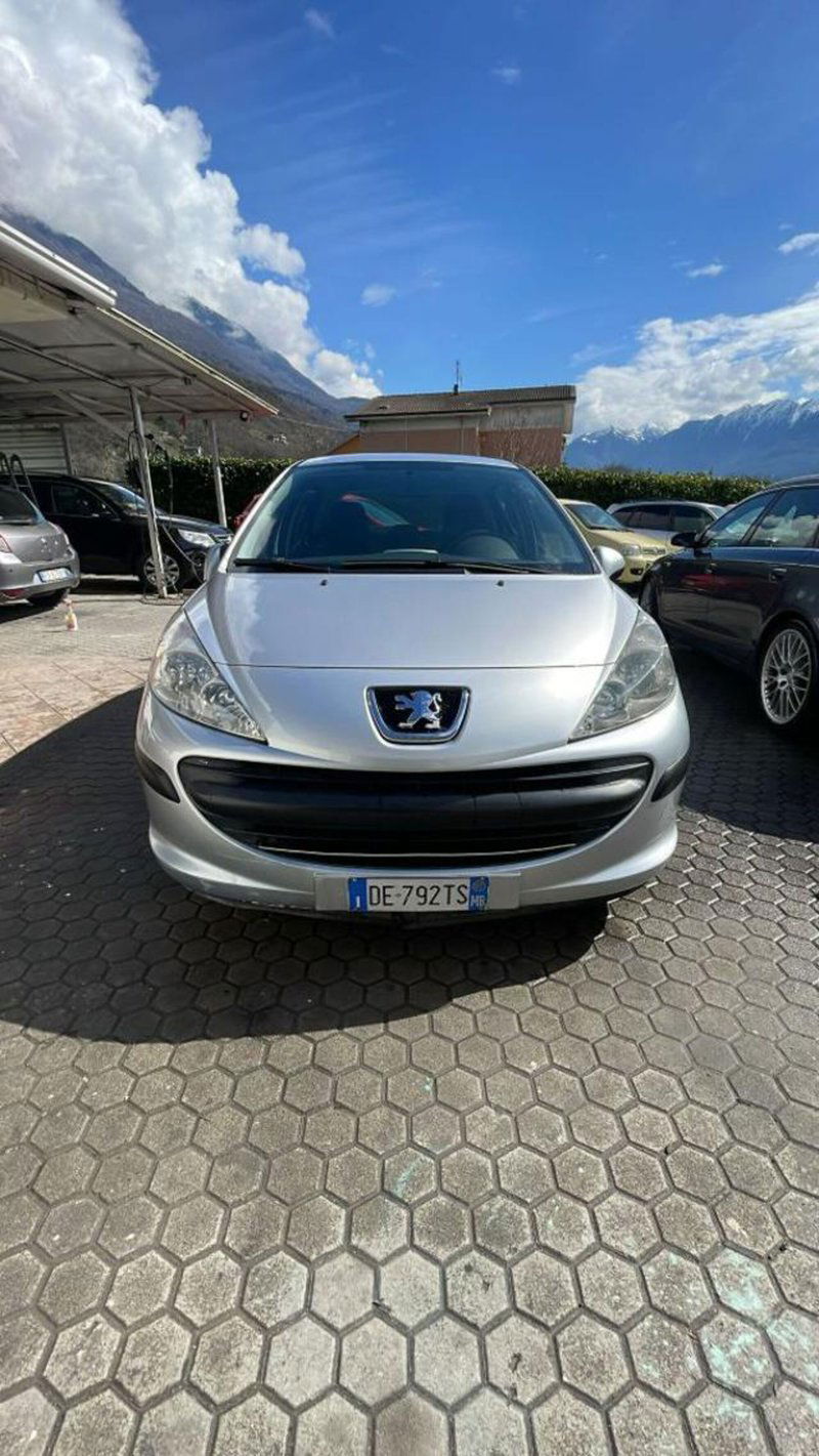Peugeot 207 88CV 5p. XT