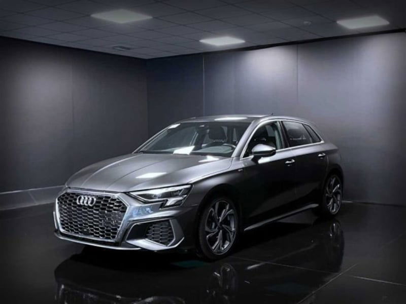 Audi A3 Sedan 30 TDI S tronic S line edition
