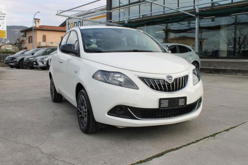 Lancia Ypsilon 1.0 FireFly 5 porte S&S Hybrid Ecochic UnYca