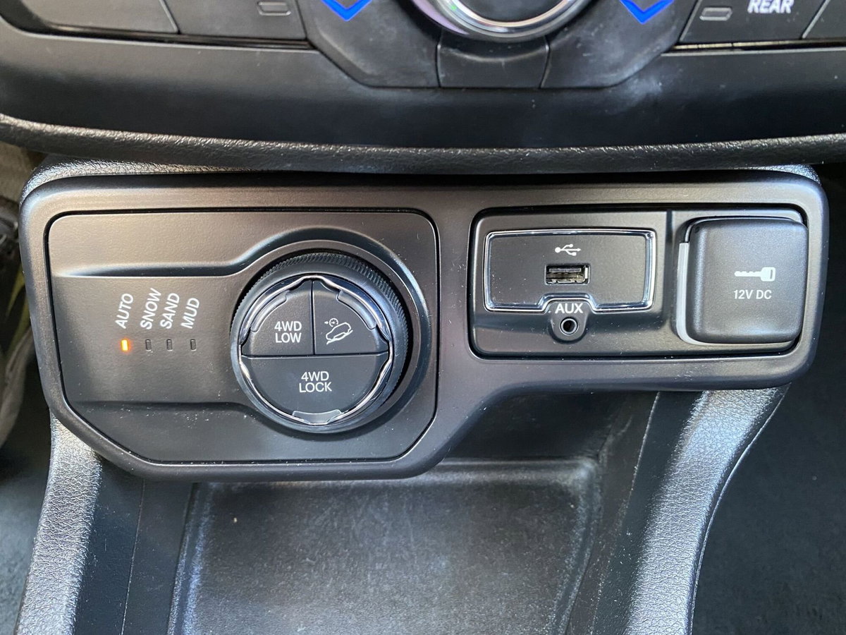 Jeep Renegade 2.0 Mjt 140CV 4WD Active Drive Low Limited (14)