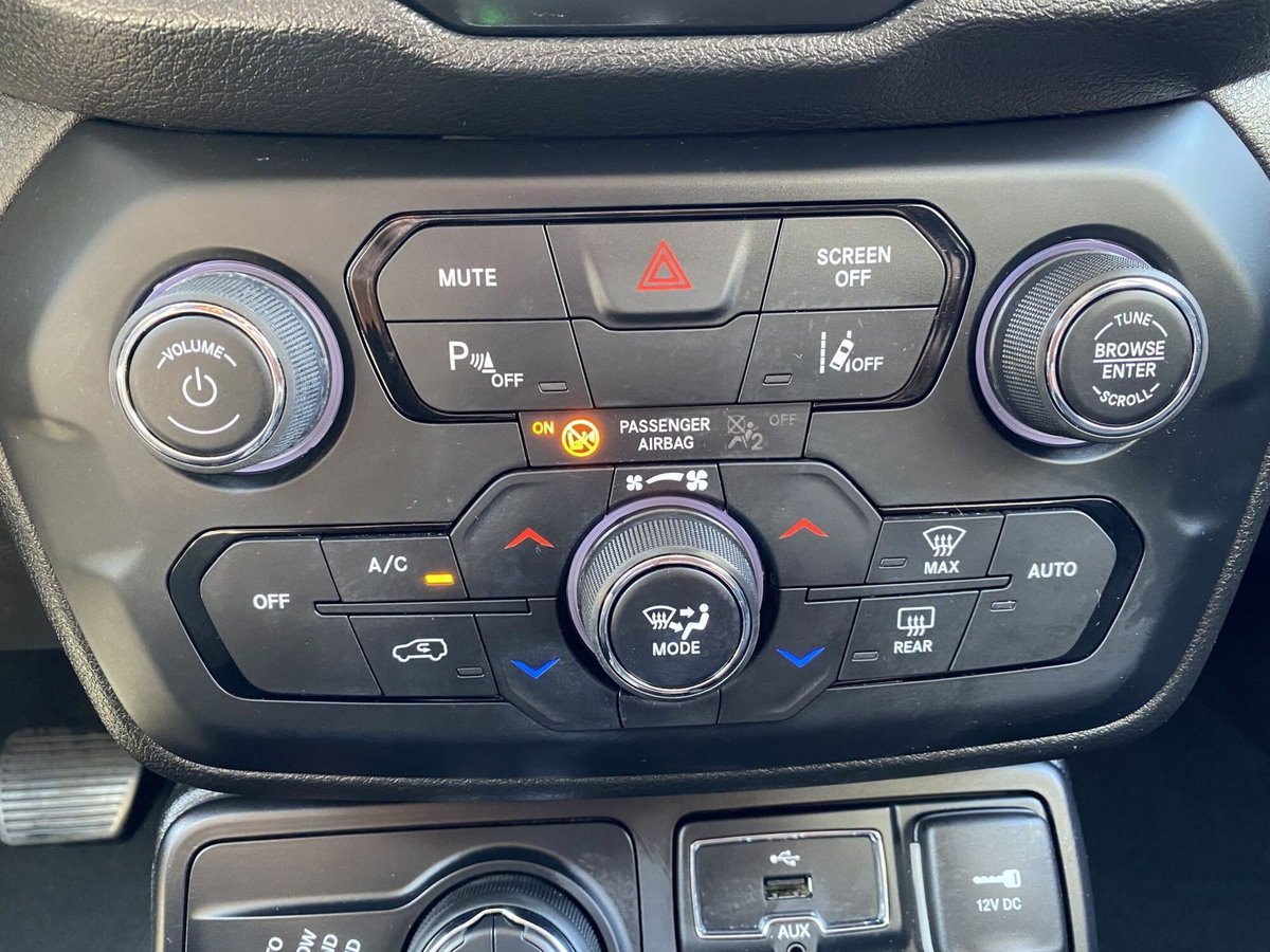 Jeep Renegade 2.0 Mjt 140CV 4WD Active Drive Low Limited (15)