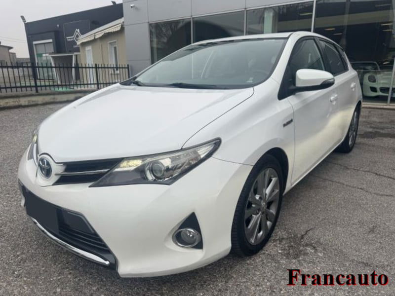 Toyota Auris 1.8 Hybrid Lounge