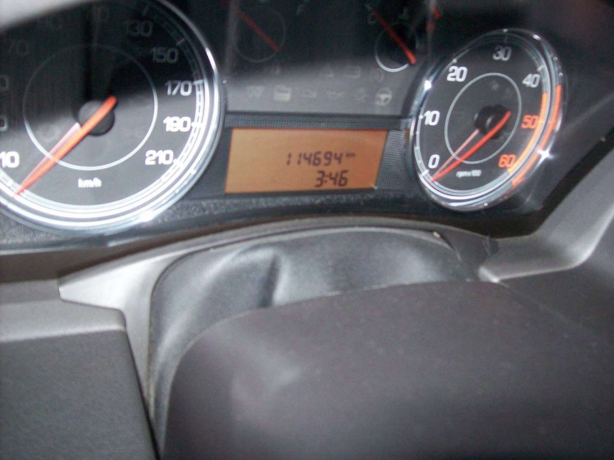 Fiat Croma 1.9 Multijet 16V Emotion (6)