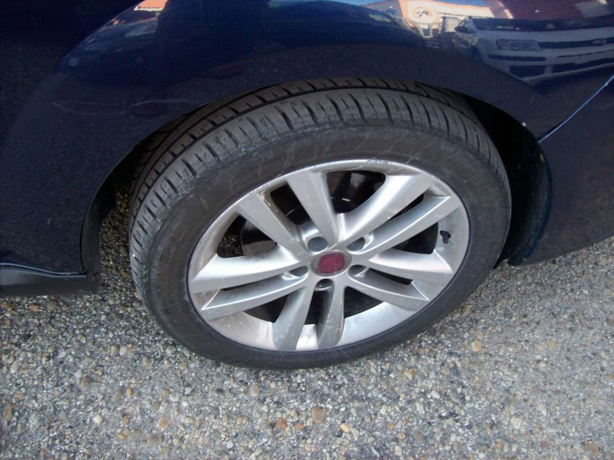 Fiat Croma 1.9 Multijet 16V Emotion (11)