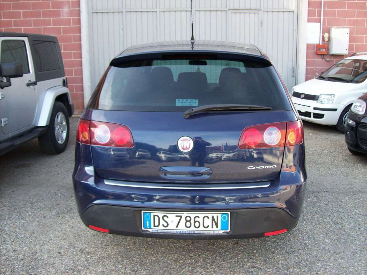 Fiat Croma 1.9 Multijet 16V Emotion (13)