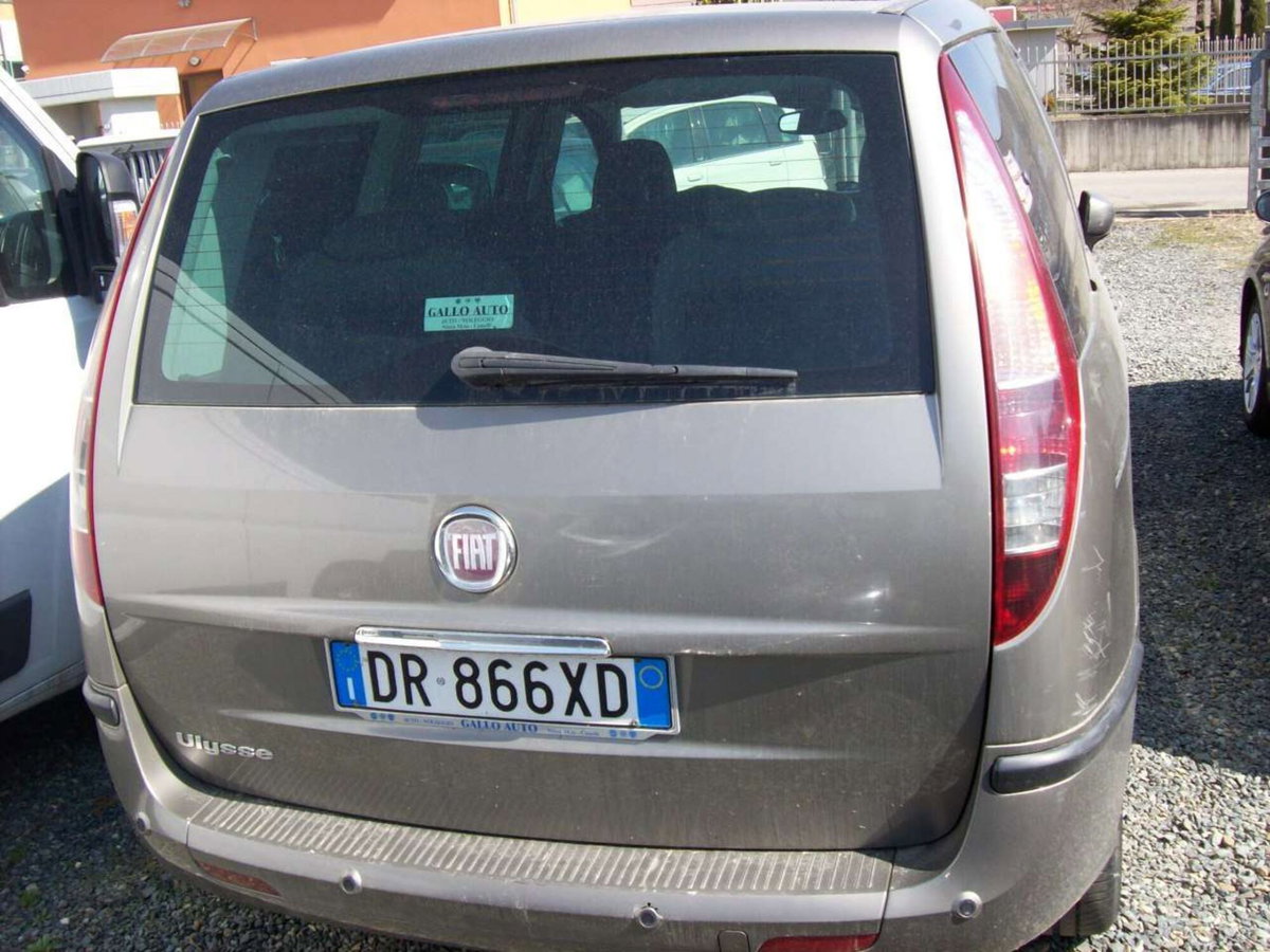 Fiat Ulysse 2.2 MJT Emotion (9)