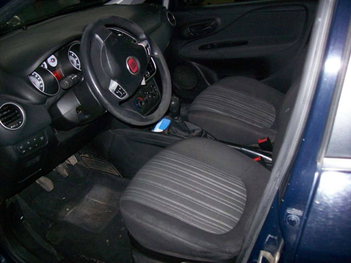Fiat Punto Evo 1.3 Mjt 75 CV 5 porte Active (9)