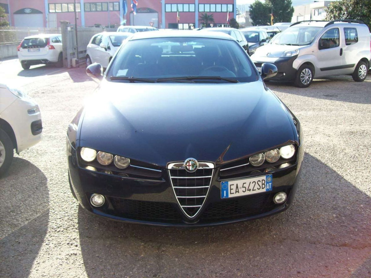 Alfa Romeo 159 SportWagon 1.9 JTDm Sportwagon Eco Progression (2)