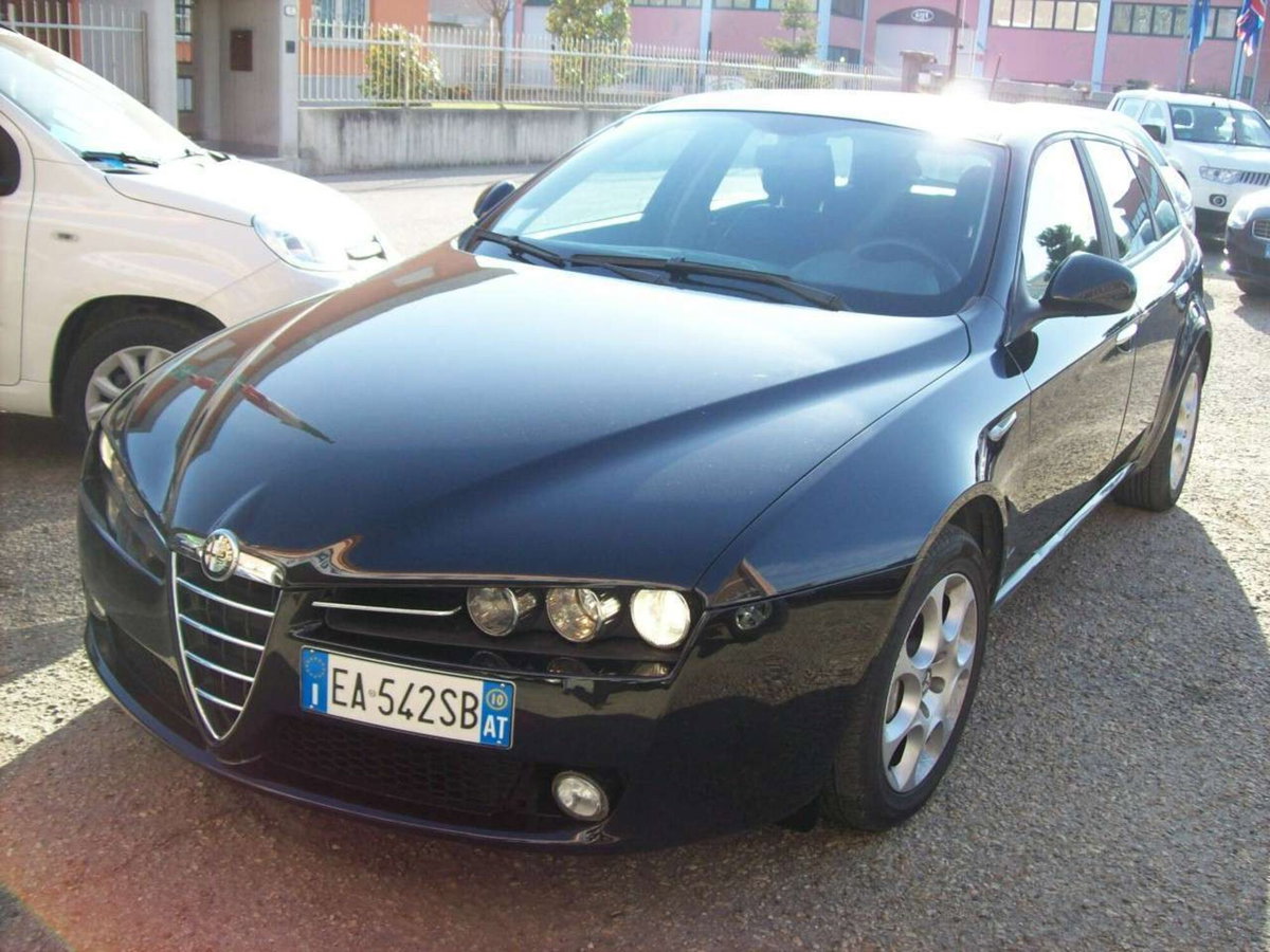 Alfa Romeo 159 SportWagon 1.9 JTDm Sportwagon Eco Progression (3)
