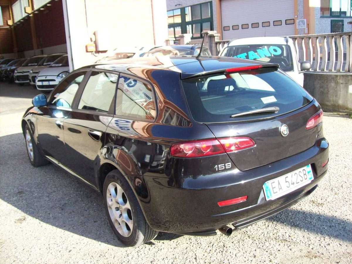 Alfa Romeo 159 SportWagon 1.9 JTDm Sportwagon Eco Progression (4)