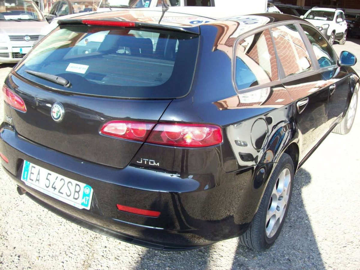 Alfa Romeo 159 SportWagon 1.9 JTDm Sportwagon Eco Progression (7)
