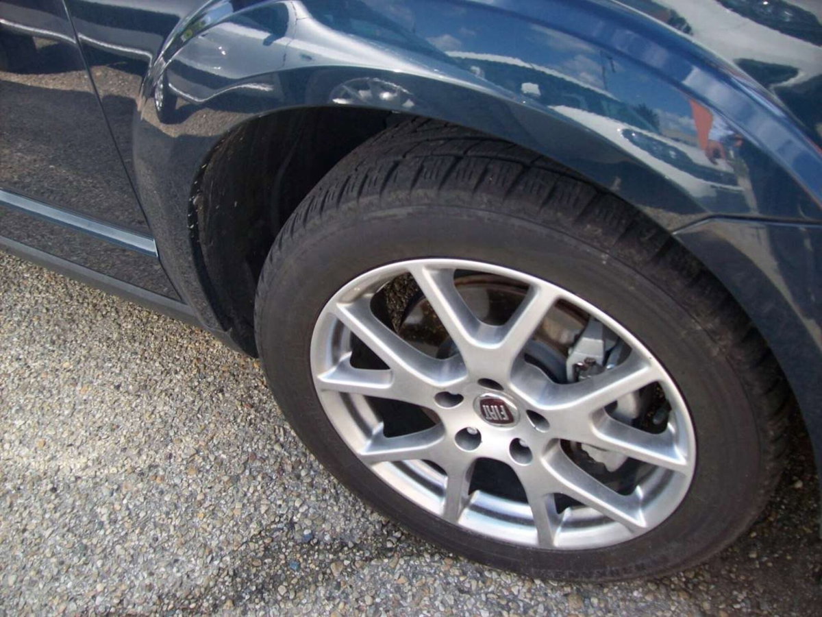 Fiat Freemont 2.0 Mjt 170 CV 4x4 Automatica Lounge (4)