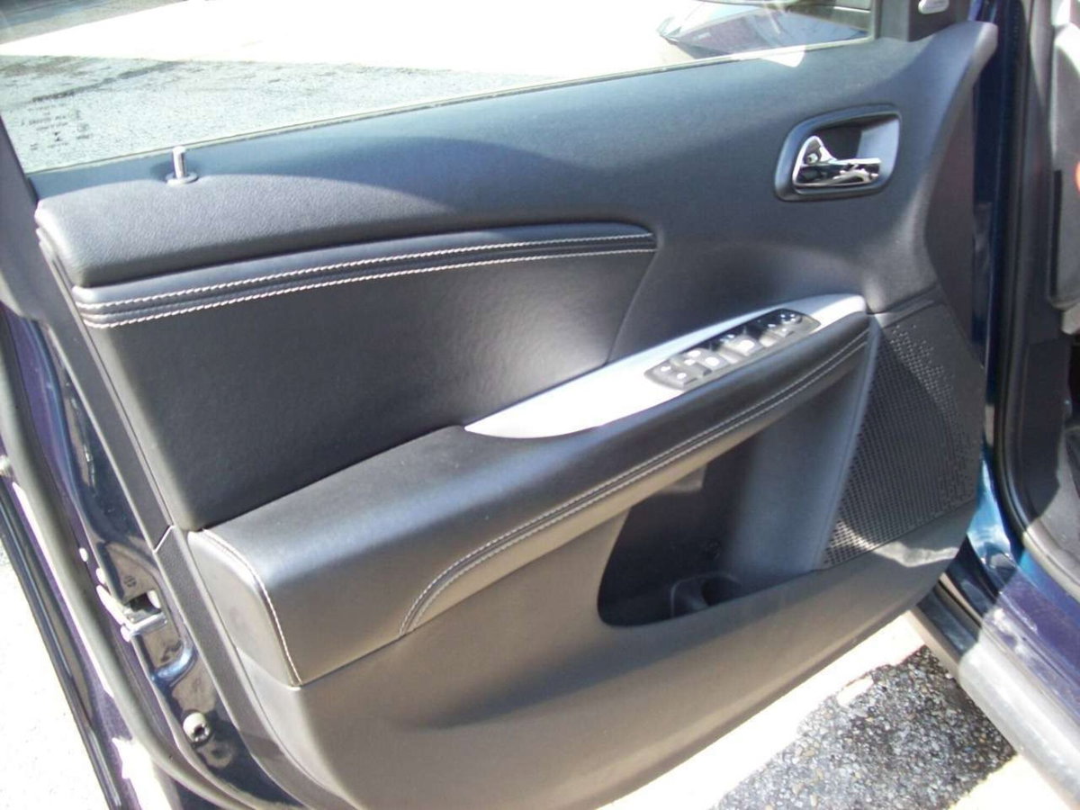 Fiat Freemont 2.0 Mjt 170 CV 4x4 Automatica Lounge (5)